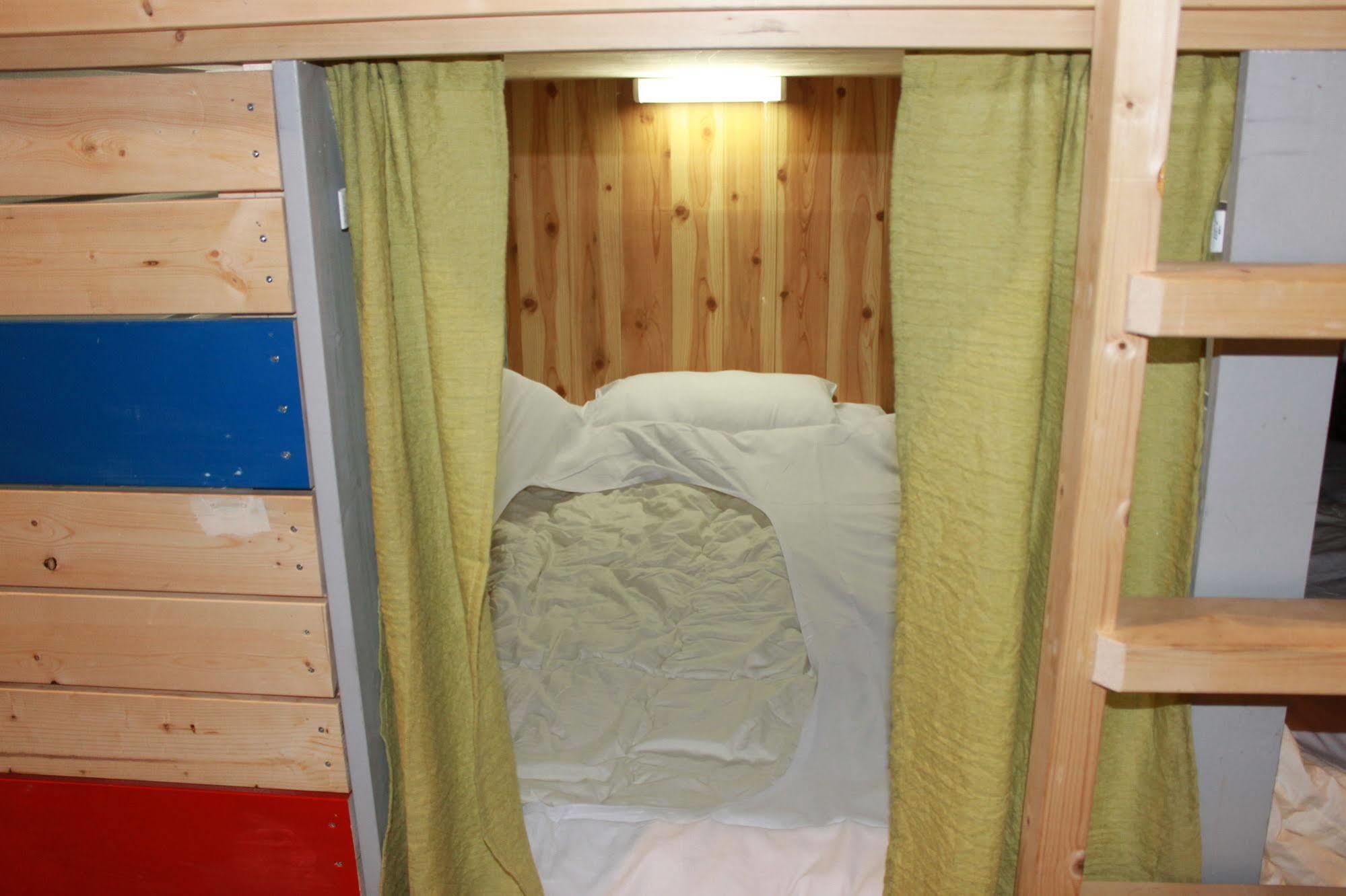 Hostel Azalea Tokyo Dış mekan fotoğraf